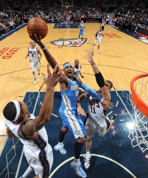 印尼次日训练迎大雨，印尼球员：天气就像在印尼一样